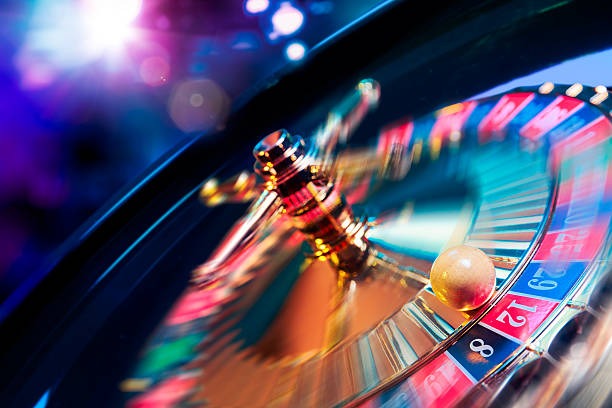 lakutoto slot platform showing live-dealer tables and sportsbook